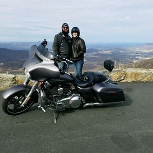 Meet your Posher, Hal